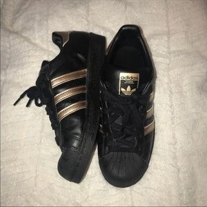 Black/ RoseGold Adidas Superstars